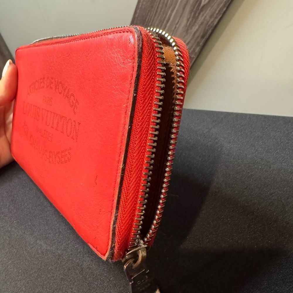 Louis Vuitton Veau Soie Zippy Wallet - Picture 3 of 5
